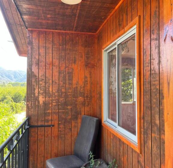 پانسیون Hostal Renacer