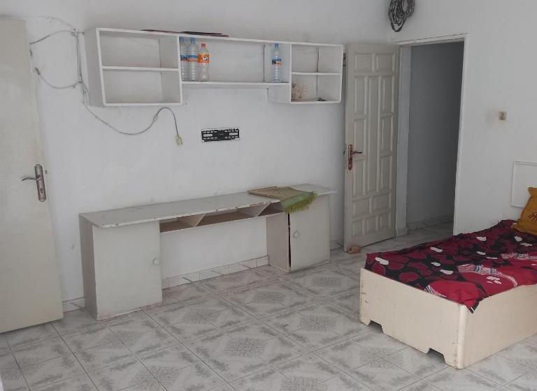 پانسیون Lakhdar Saaoudi