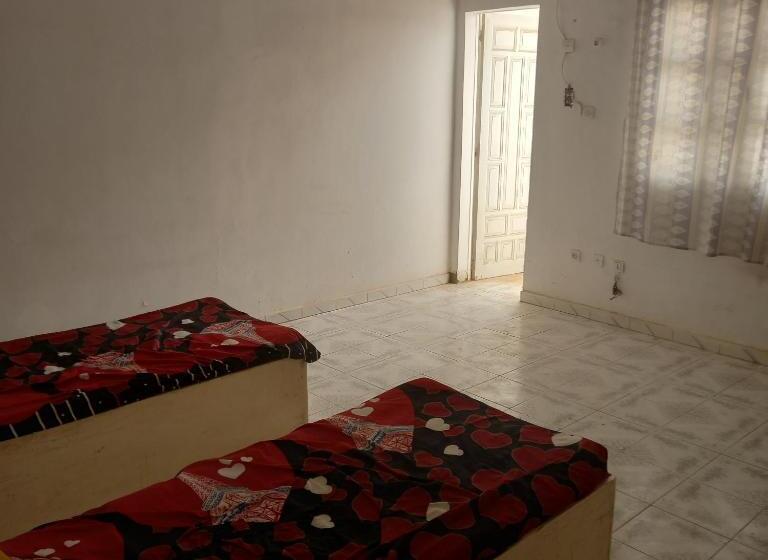 پانسیون Lakhdar Saaoudi