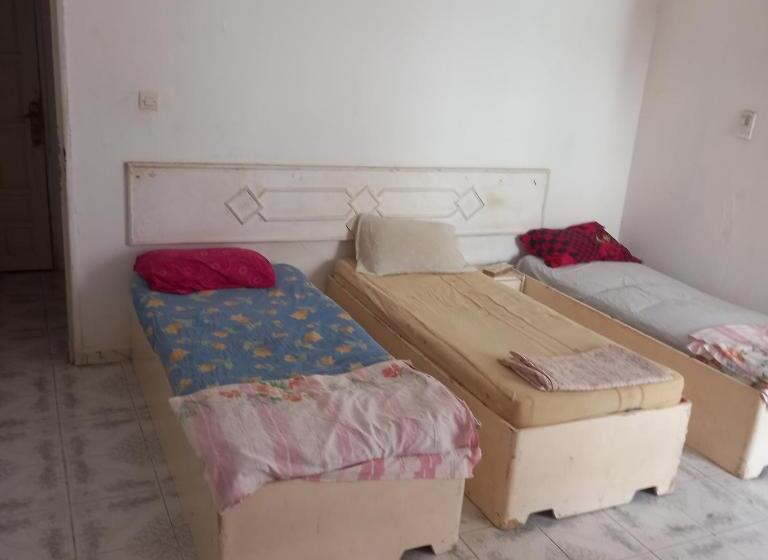 پانسیون Lakhdar Saaoudi