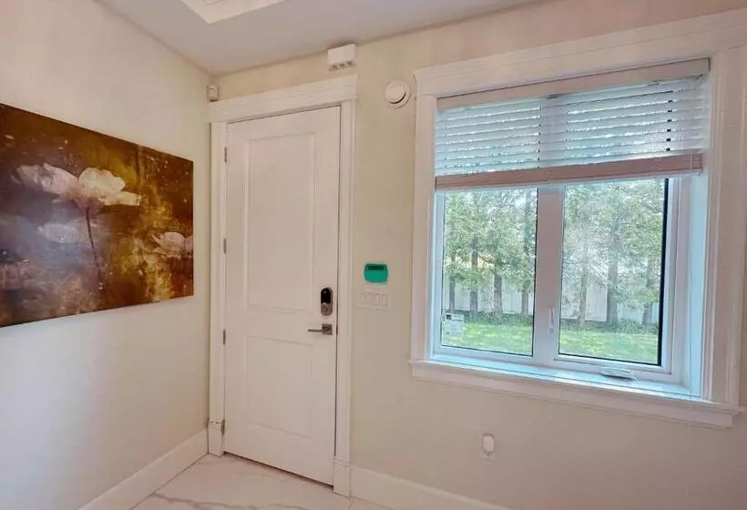 تختخواب و صبحانه Haven Tree Sweet Home W/private Bathroom