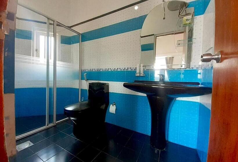 בית מלון כפרי Aoki Resort Nuwaraeliya