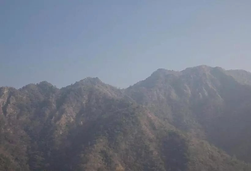ホテル B2l Hills At Tapoavn