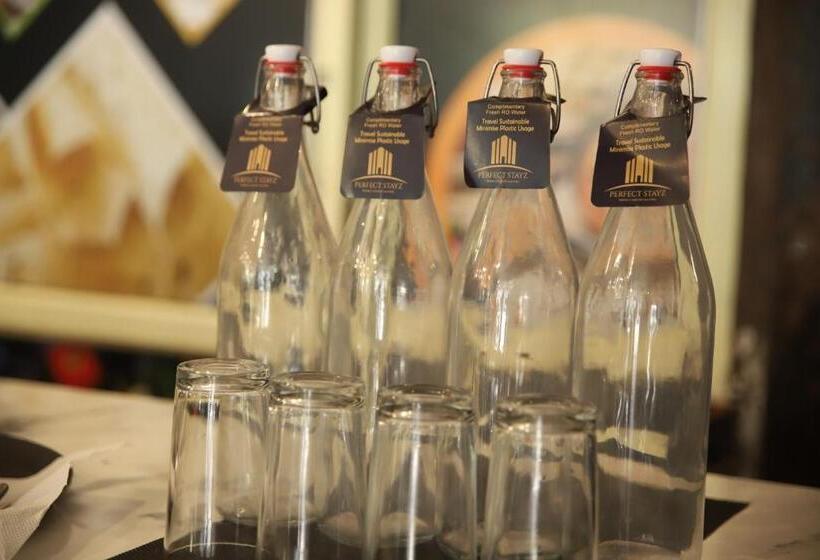 Hotel B2l Hills At Tapoavn