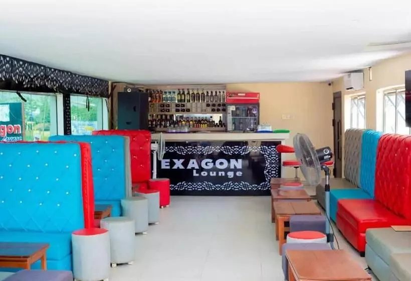 هتل Hexagon
