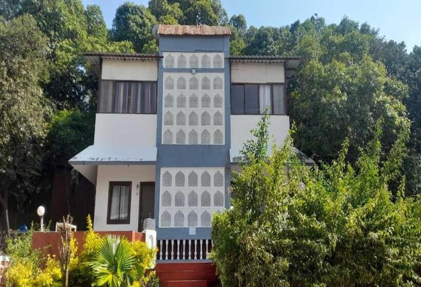 Hotel Ishwar Inn By Joy Suites