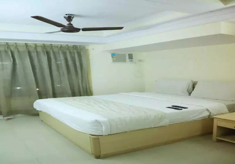 ホテル Ishwar Inn By Joy Suites