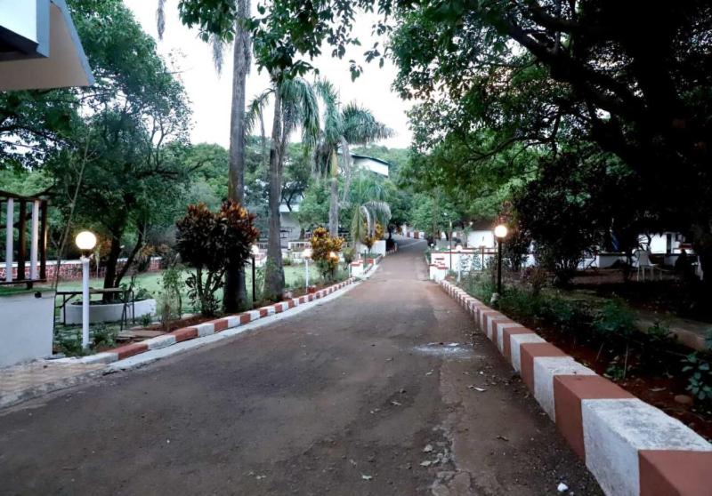 Hotel Ishwar Inn By Joy Suites