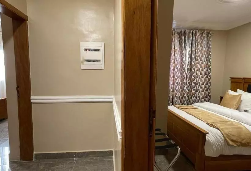 Hotel Jpn Square Douala
