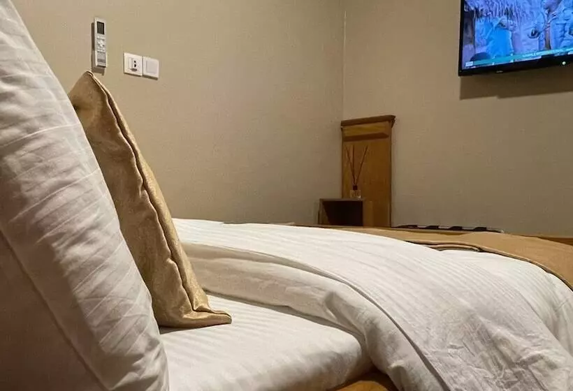Hotel Jpn Square Douala