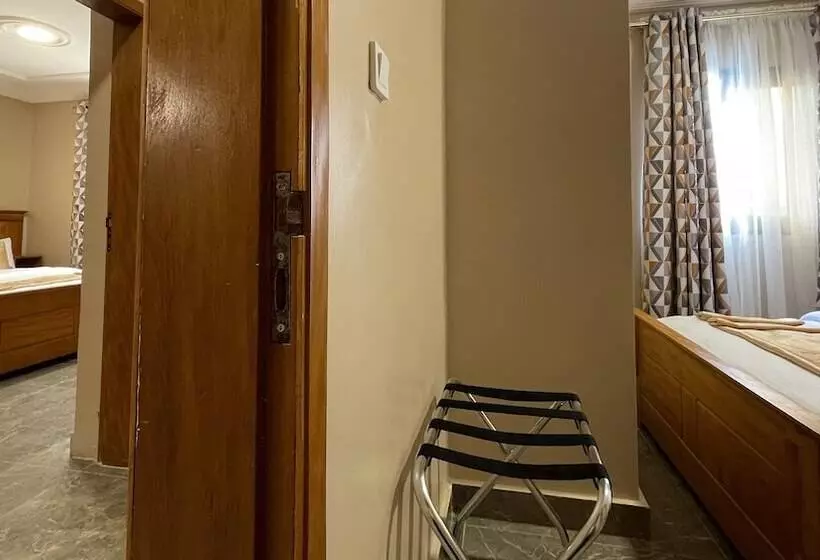 Hotel Jpn Square Douala