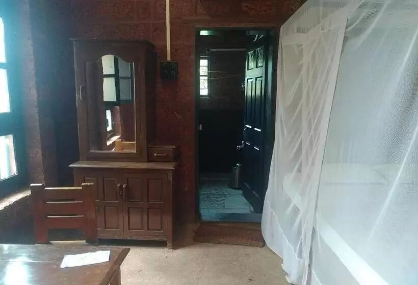 Hotelli Konkan Nest Resort