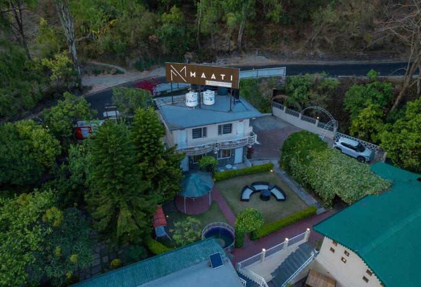 בית מלון כפרי Maati Resort By The Lake Hill