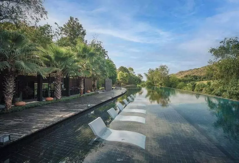 ホテル The Sense Resort Kanchanaburi