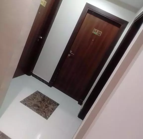 ペンション فندق جديد A New Hotel غرفة في فندق مشي للحرم قريب In Hotel Walk To Alharam