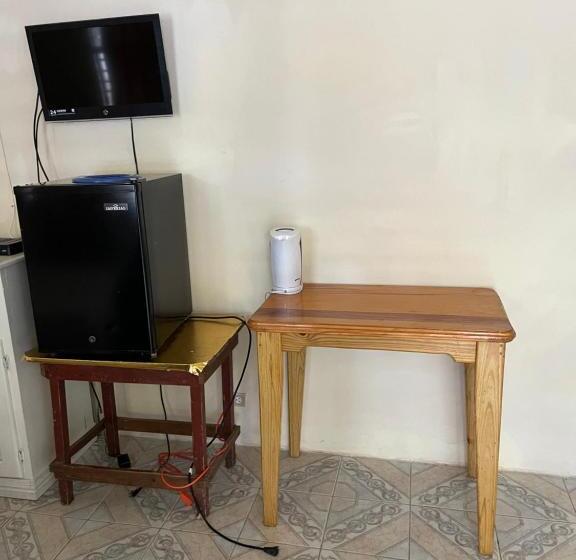 پانسیون Andre S Guest House