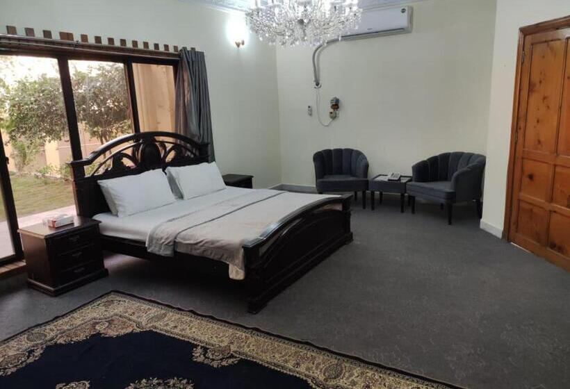 پانسیون Askari Gold Crest