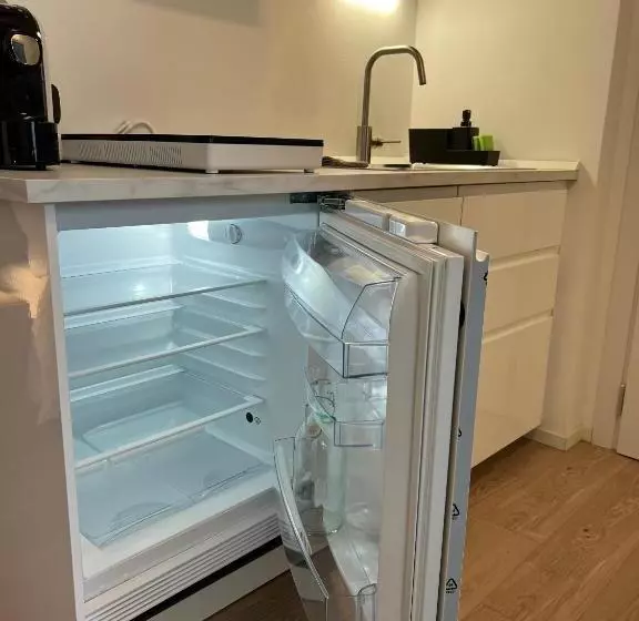 Majatalo Green House