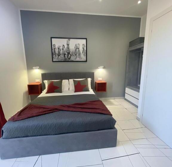 بنسيون Laura Rooms