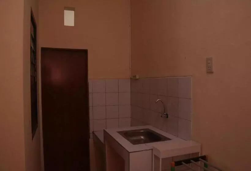 Majatalo Tendy Guest House