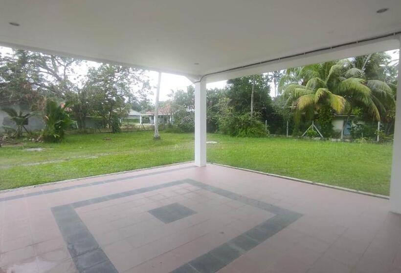 Bed and Breakfast Anugerah Residence Langkawi