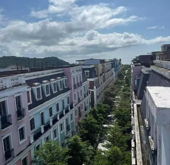 هتل Diamond Beach