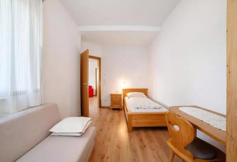 ホテル Fröhlichhof Wohnung Pergola