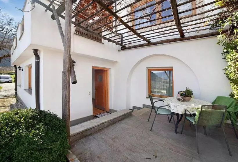 ホテル Fröhlichhof Wohnung Pergola