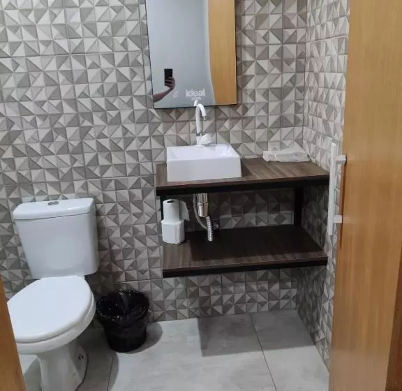هتل Ideal