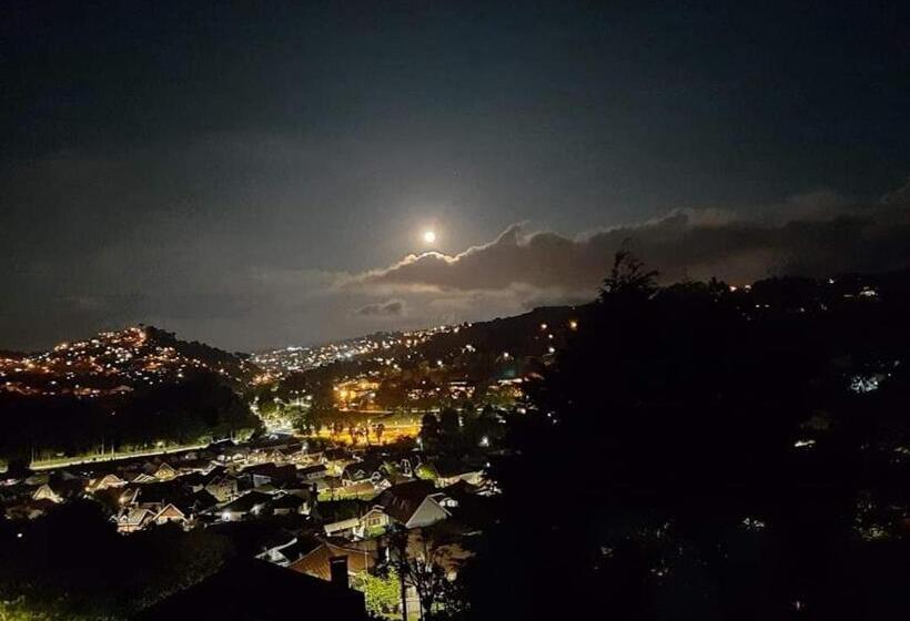 ペンション Casa Di Heitor   Suítes