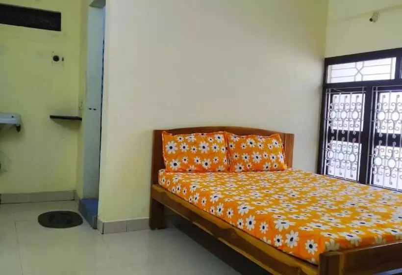 ペンション Manikandan Guest House