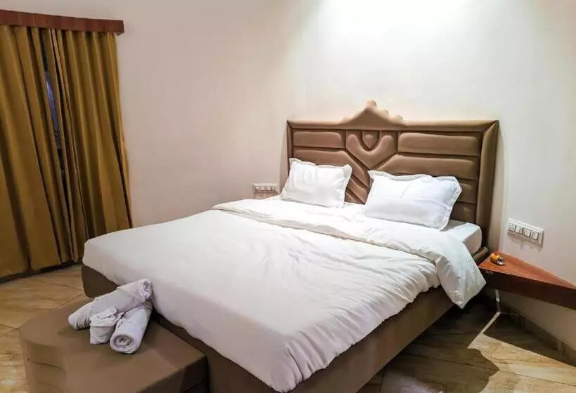 The Royal Rivera Resort