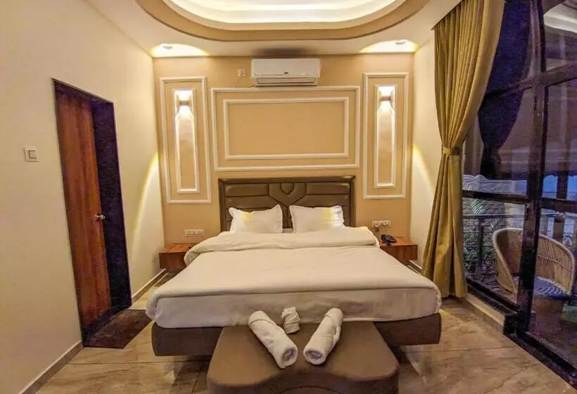 The Royal Rivera Resort