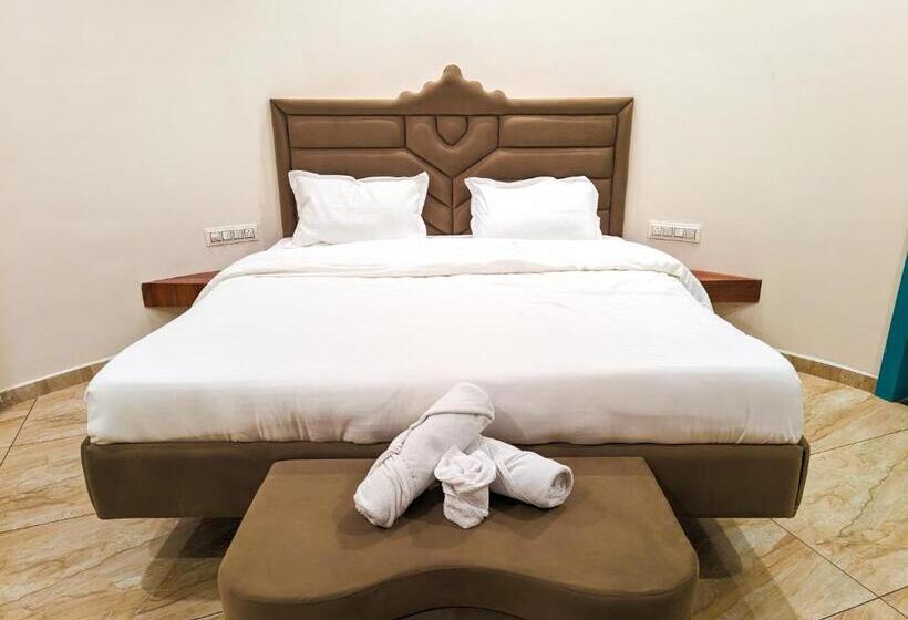 The Royal Rivera Resort