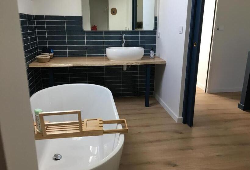 مبيت وإفطار La Midad