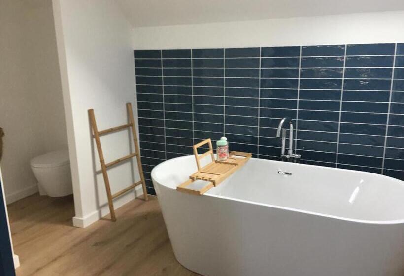 مبيت وإفطار La Midad