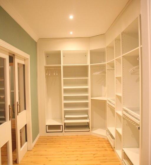 تختخواب و صبحانه La Parada De Posadas