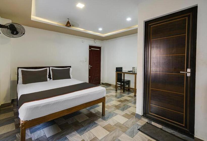 فندق Collection O Buraimi Apartment