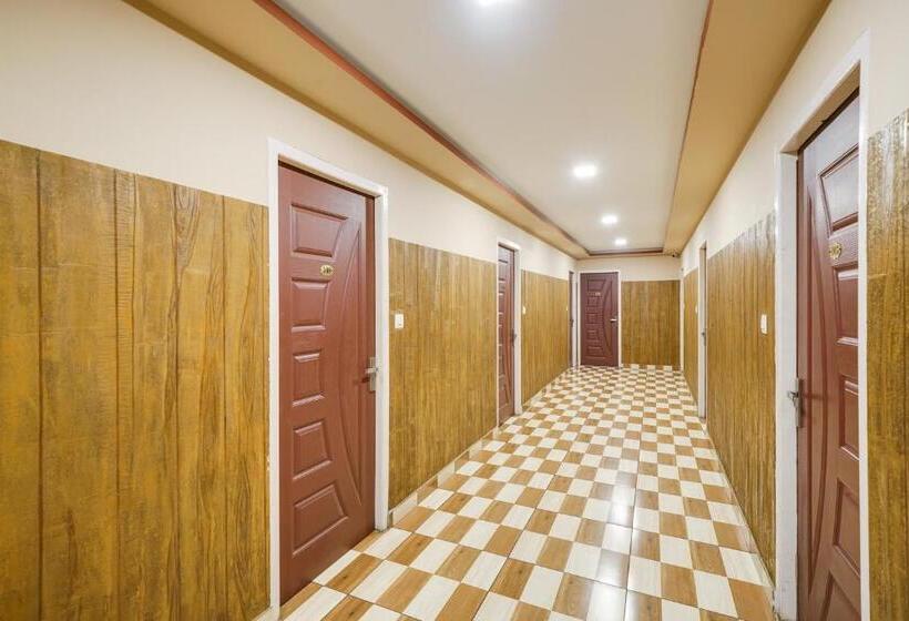 فندق Collection O Buraimi Apartment