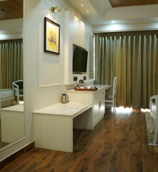 ホテル Casa De Bello, Nainital, Near Kainchi Dham