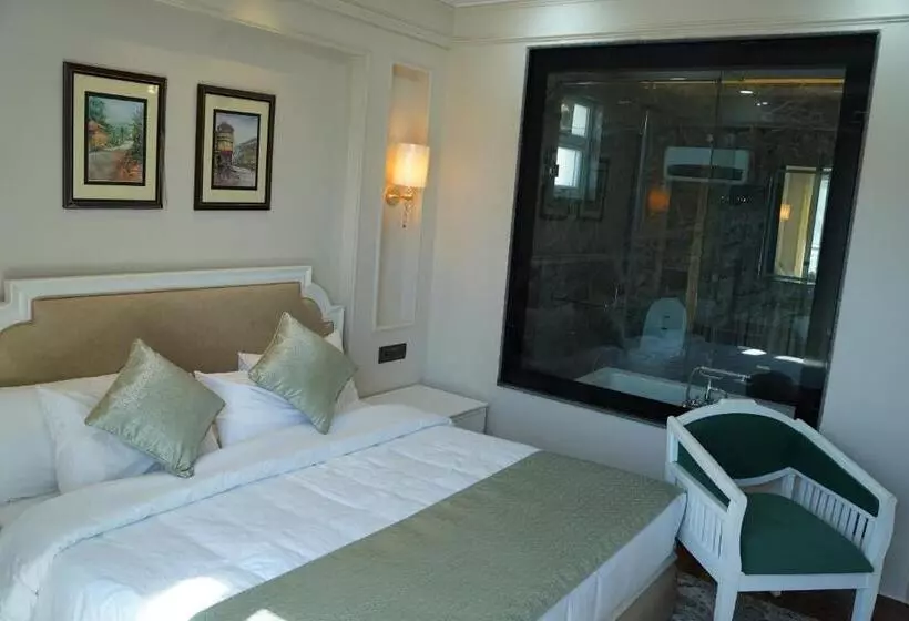 ホテル Casa De Bello, Nainital, Near Kainchi Dham
