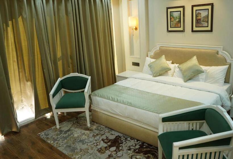 ホテル Casa De Bello, Nainital, Near Kainchi Dham