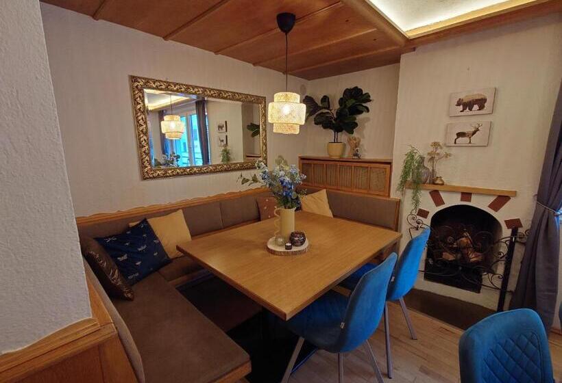 ホテル Chalet Hans