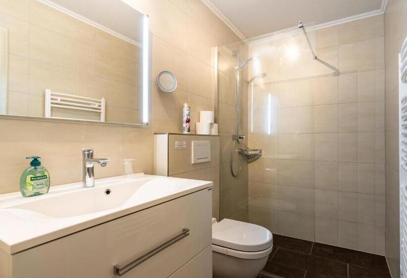 ホテル Chalet Hans