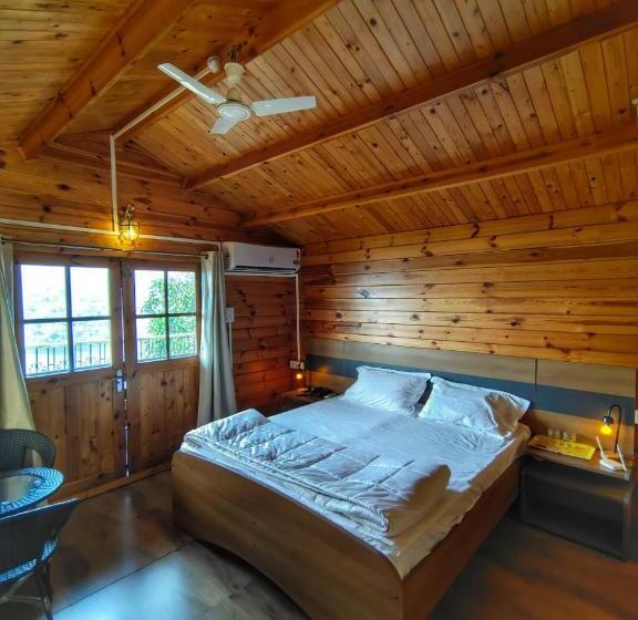 Hotell On The High Ground Tourism Point