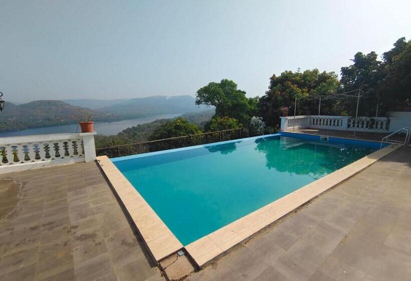 Hotell On The High Ground Tourism Point