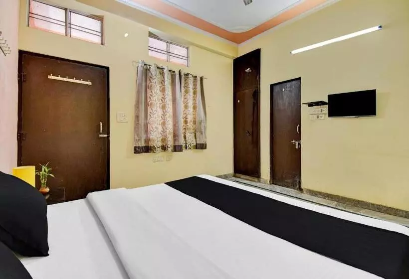 Hotelli Oyo Shree Ram Guest House