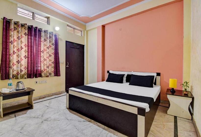 Hotel Oyo Shree Ram Guest House