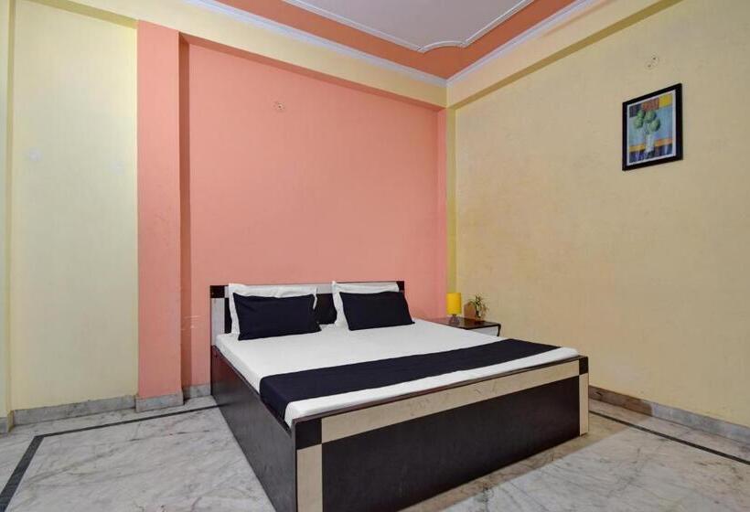 Hotel Oyo Shree Ram Guest House