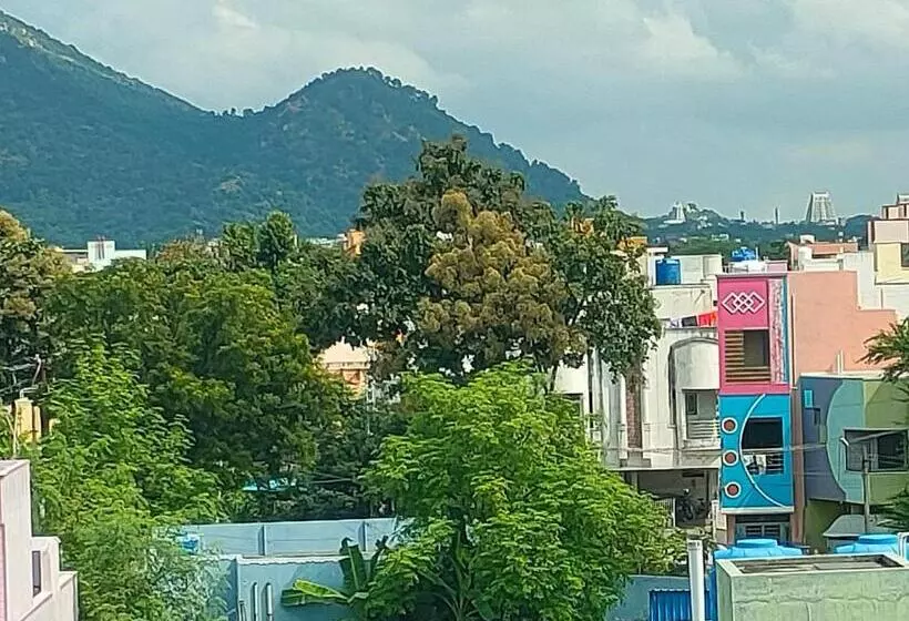 Hotelli Pushpa Mahal A/c & Pushpa Residency